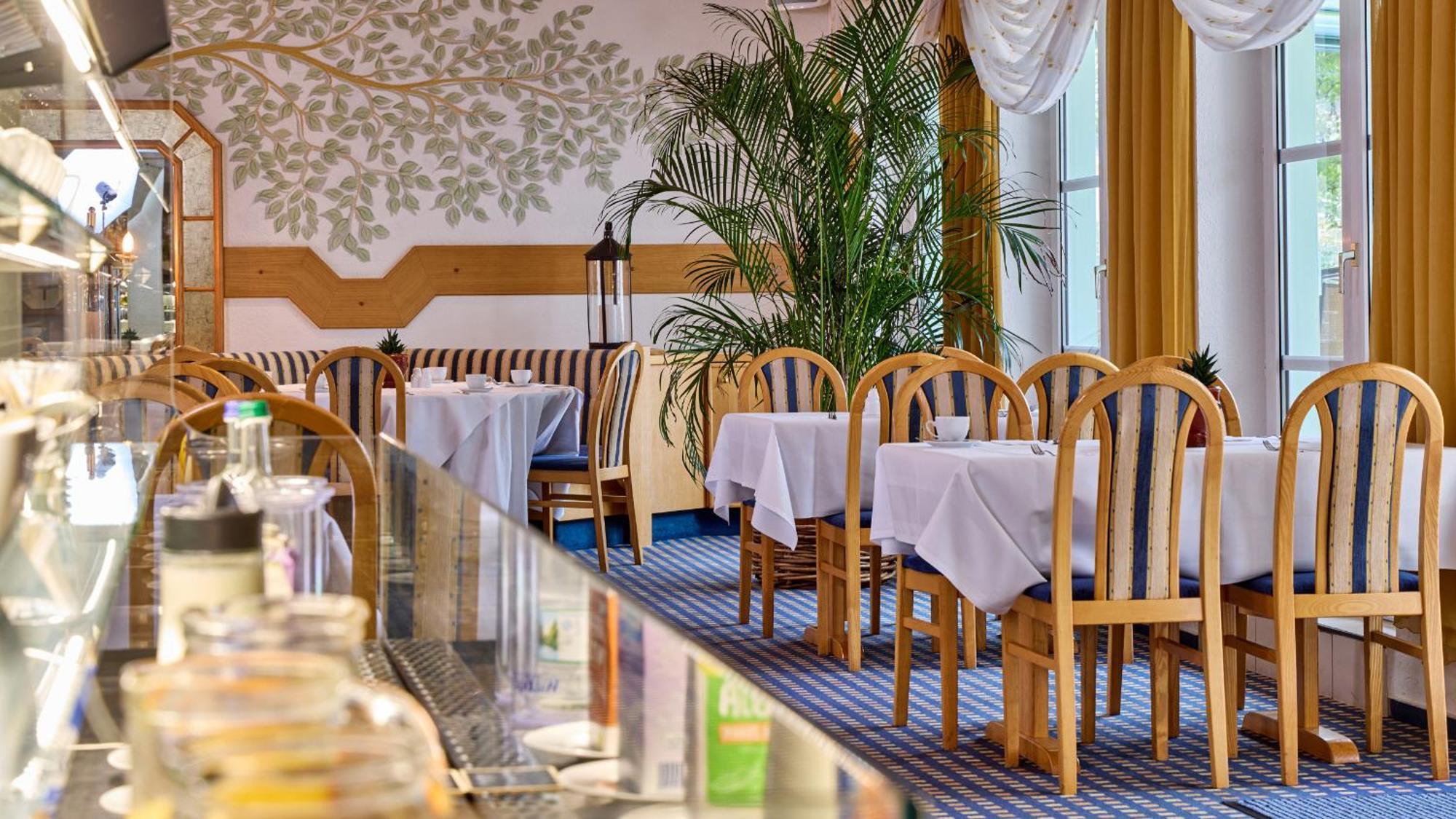 Hotel Linderhof Erfurt Buitenkant foto