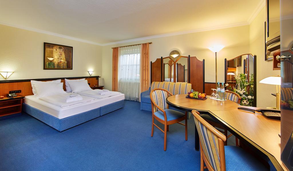 Hotel Linderhof Erfurt Buitenkant foto