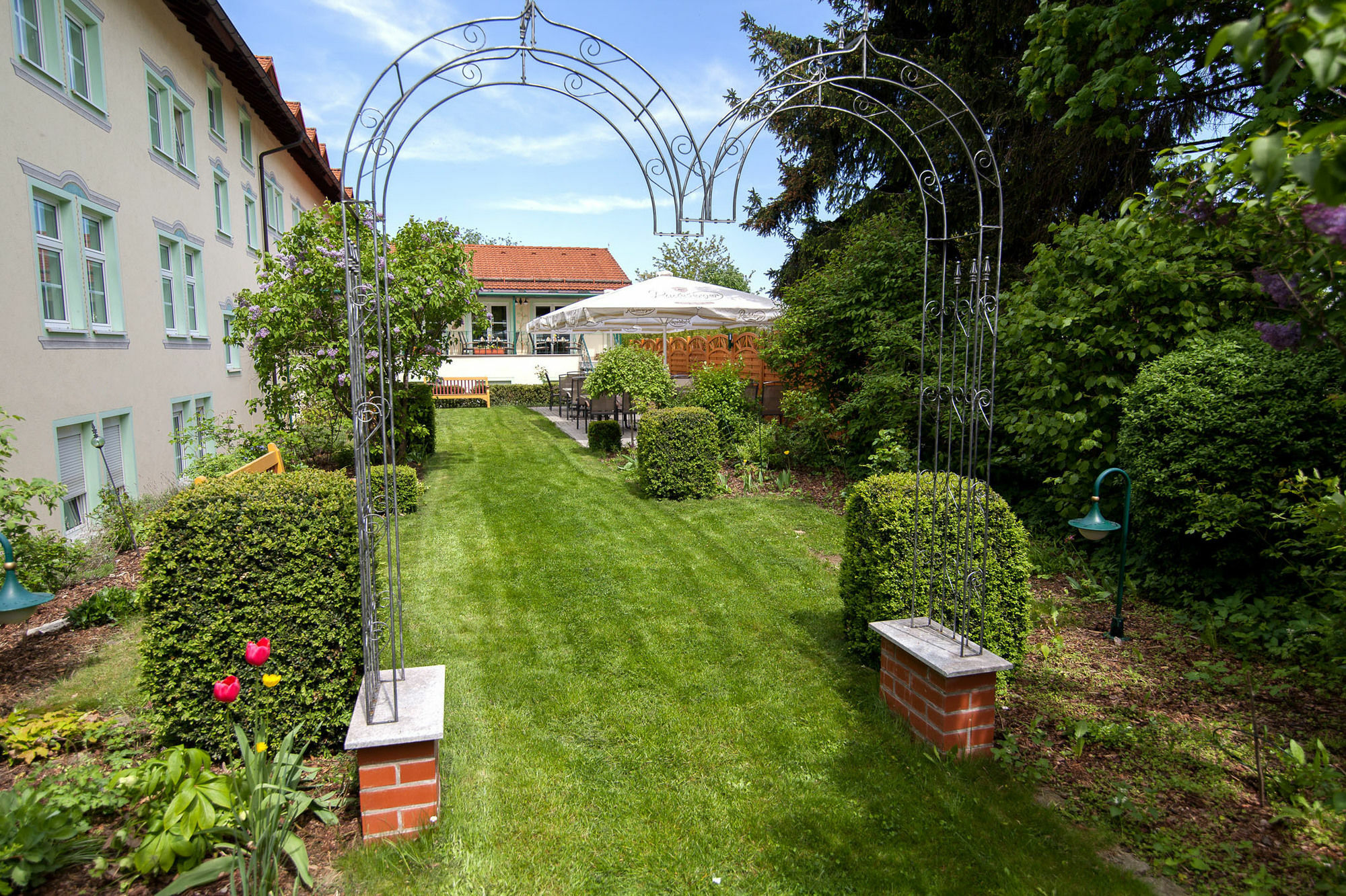 Hotel Linderhof Erfurt Buitenkant foto